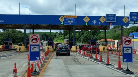 Via Araucária espera mais de 500 mil veículos nas rodovias durante o feriado